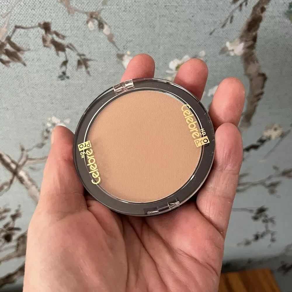 Mehron Celebré Pro-HD Pressed Powder Foundation Medium/Dark 2
